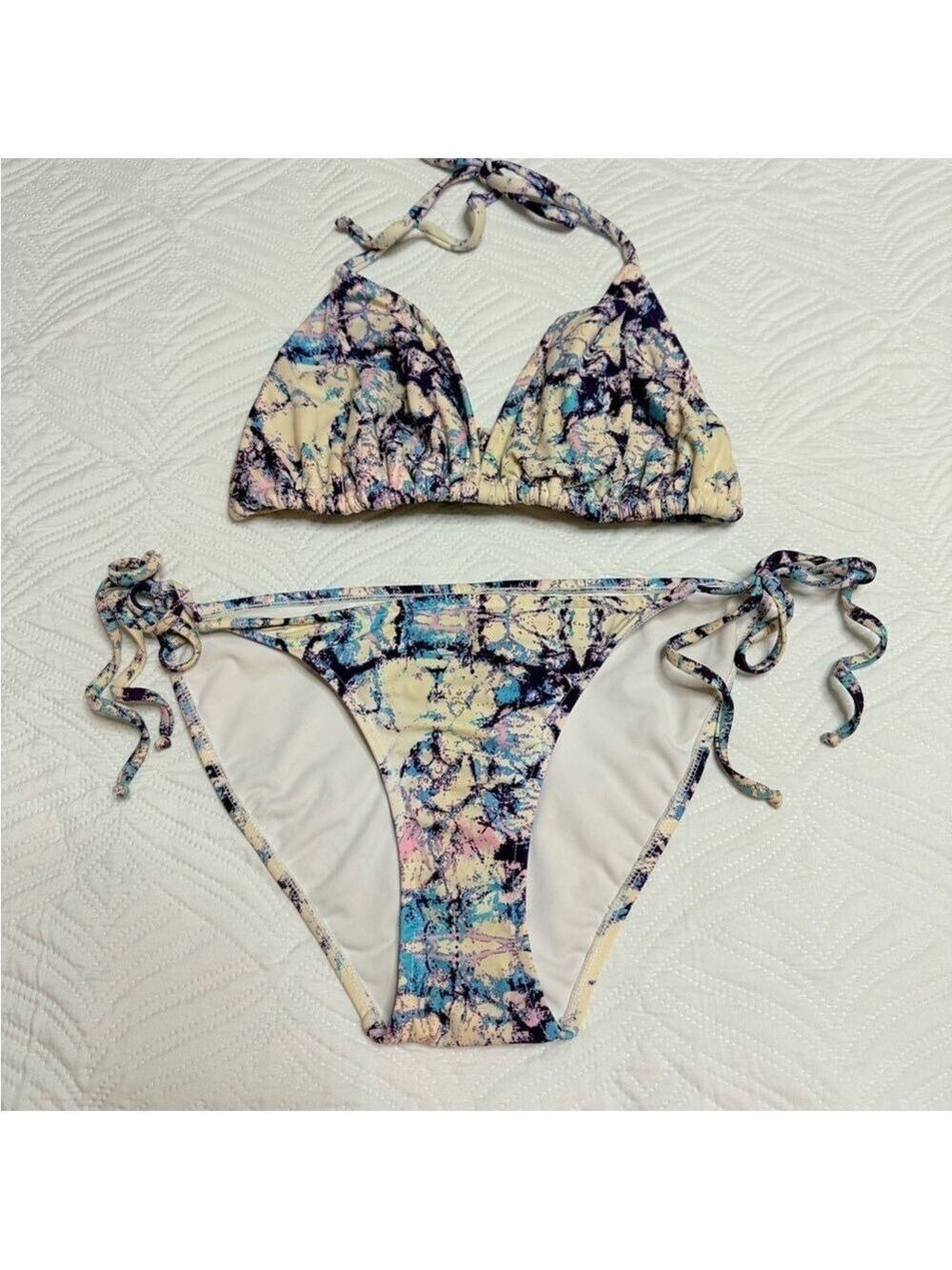Venus Women’s Purple Marble Print 2 Piece Bikini Swimsuit. Size 10